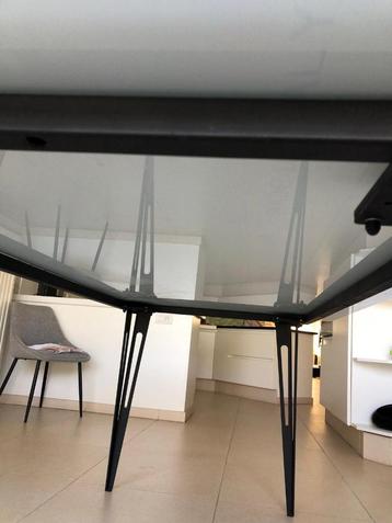 Belle table à manger moderne (aspect marbre) avec 5 chaises, Maison & Meubles, Tables | Tables à manger, 150 à 200 cm, Cinq personnes ou plus