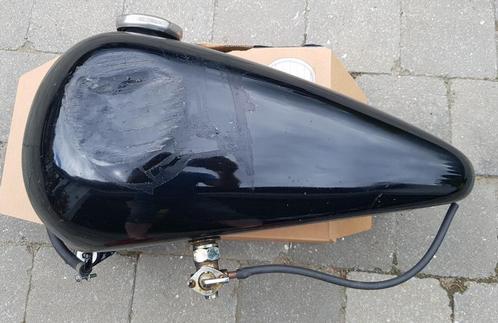 reservoir gauche softail, Motoren, Onderdelen | Harley-Davidson, Gebruikt, Ophalen of Verzenden