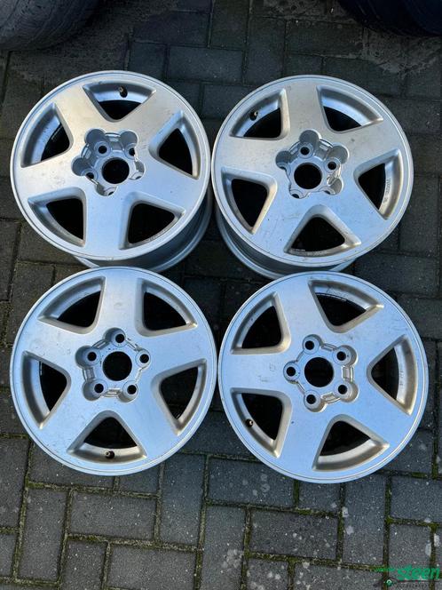 Toyota MR2 LM Velgen Breedtset 15 inch 7J en 6J ET45, Autos : Pièces & Accessoires, Pneus & Jantes, Jante(s), 15 pouces, Véhicule de tourisme