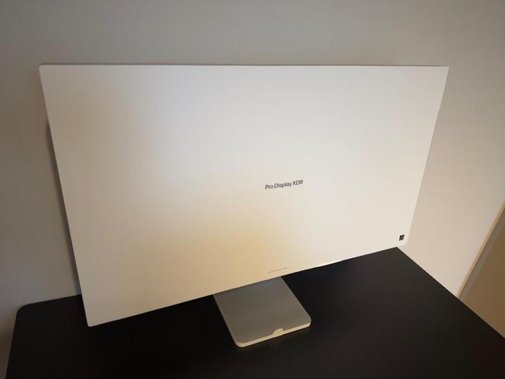 Apple Pro-scherm XDR, Computers en Software, Monitoren, Nieuw, Thunderbolt, Ophalen