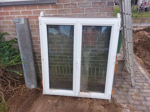 Witte pvc ramen venster €50 tot €100/stuk, Doe-het-zelf en Bouw, Raamkozijnen en Schuifdeuren, Zo goed als nieuw, Ophalen