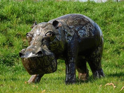 Nijlpaard Kenyi - 150 cm - Handgemaakt & Uniek, Tuin en Terras, Tuinbeelden, Dierenbeeld, Metaal, Ophalen of Verzenden