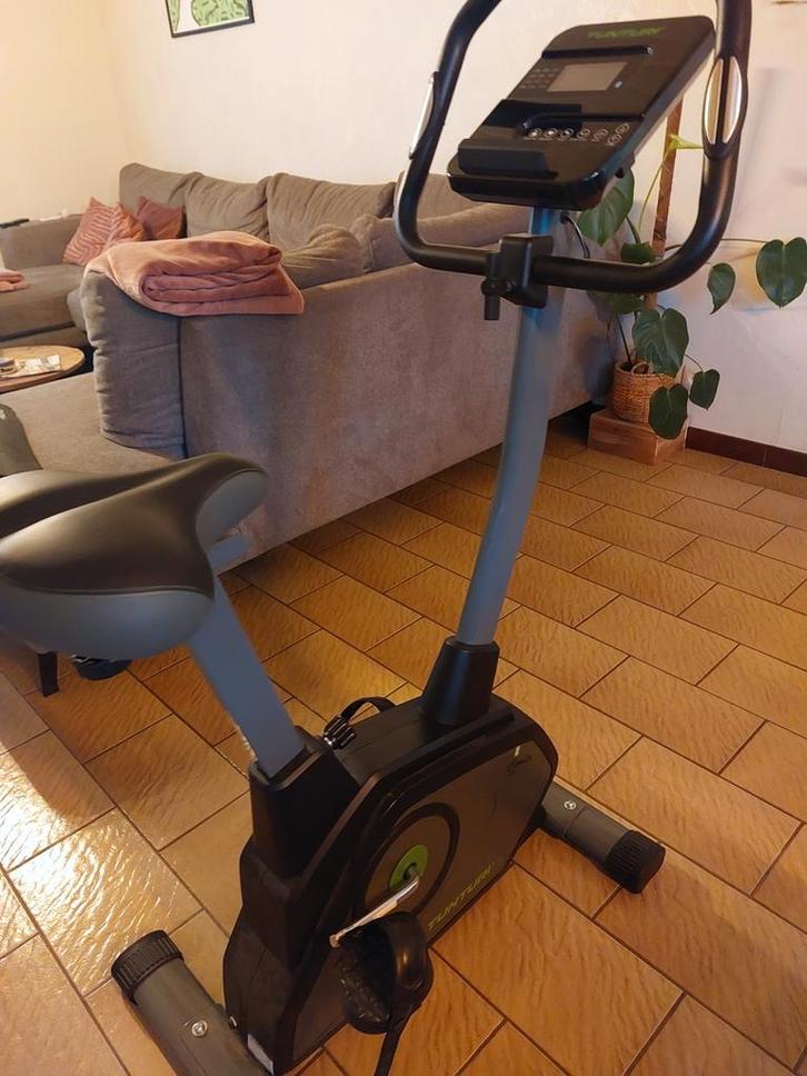 Hometrainer tunturi cardio fit E35, Sport en Fitness, Fitnessapparatuur, Zo goed als nieuw, Hometrainer, Benen, Buik, Ophalen