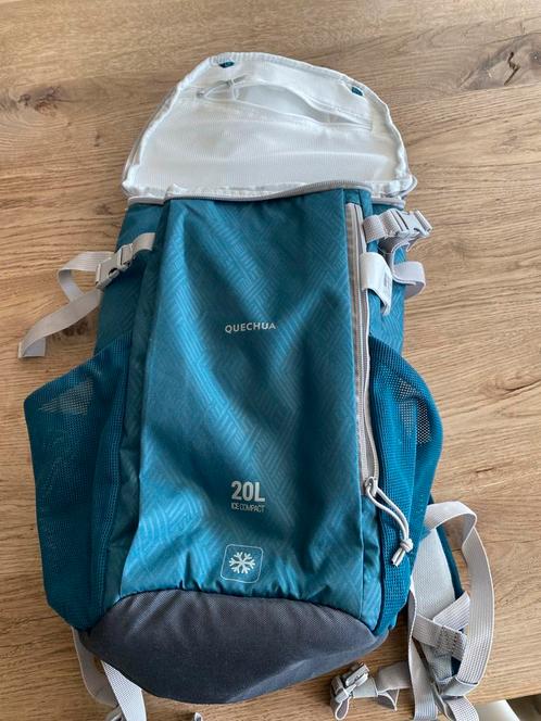 Quechua Ice compact 20L, Sport en Fitness, Bergsport en Wandelen, Zo goed als nieuw, Rugzak, Ophalen of Verzenden