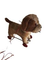 Trekhond op wieltjes, Kinderen en Baby's, Speelgoed | Houten speelgoed, Keukies Shop, Ophalen of Verzenden, Keukies Shop, Duw- of Trekspeelgoed