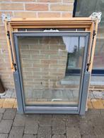 Velux, Doe-het-zelf en Bouw, Glas en Ramen, Ophalen, 80 tot 120 cm, 80 tot 120 cm, Zo goed als nieuw