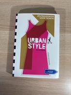 Urban Style naaiboek, Boeken, Hobby en Vrije tijd, Ophalen of Verzenden, Zo goed als nieuw, Borduren en Naaien