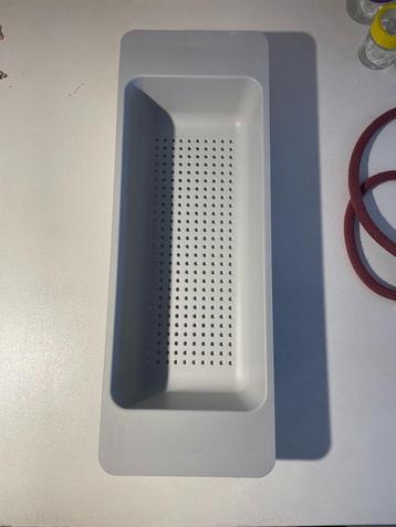 Spoelbakaccessoire / vergiet / niet gebruikt beschikbaar voor biedingen