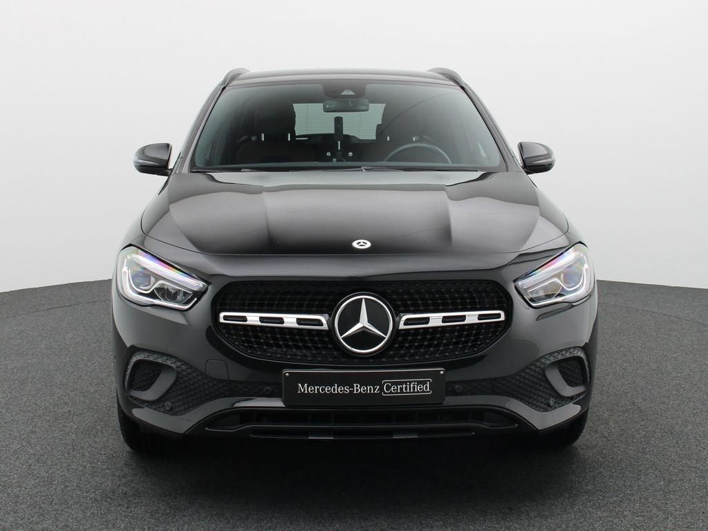 Mercedes-Benz GLA 180 Business Line + TREKHAAK + LED + CAMER, https://public.car-pass.be/vhr/2242ac58-71a5-47fc-8648-d466256b84db