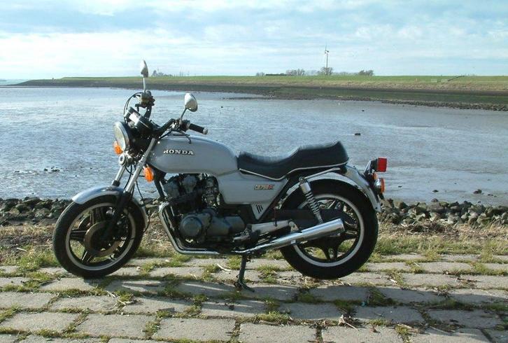 Honda CB 750 K 1981 60 000 km, Motos, Motos | Honda, Particulier, Tourisme, plus de 35 kW, 4 cylindres, Permis Moto A, Manuelle