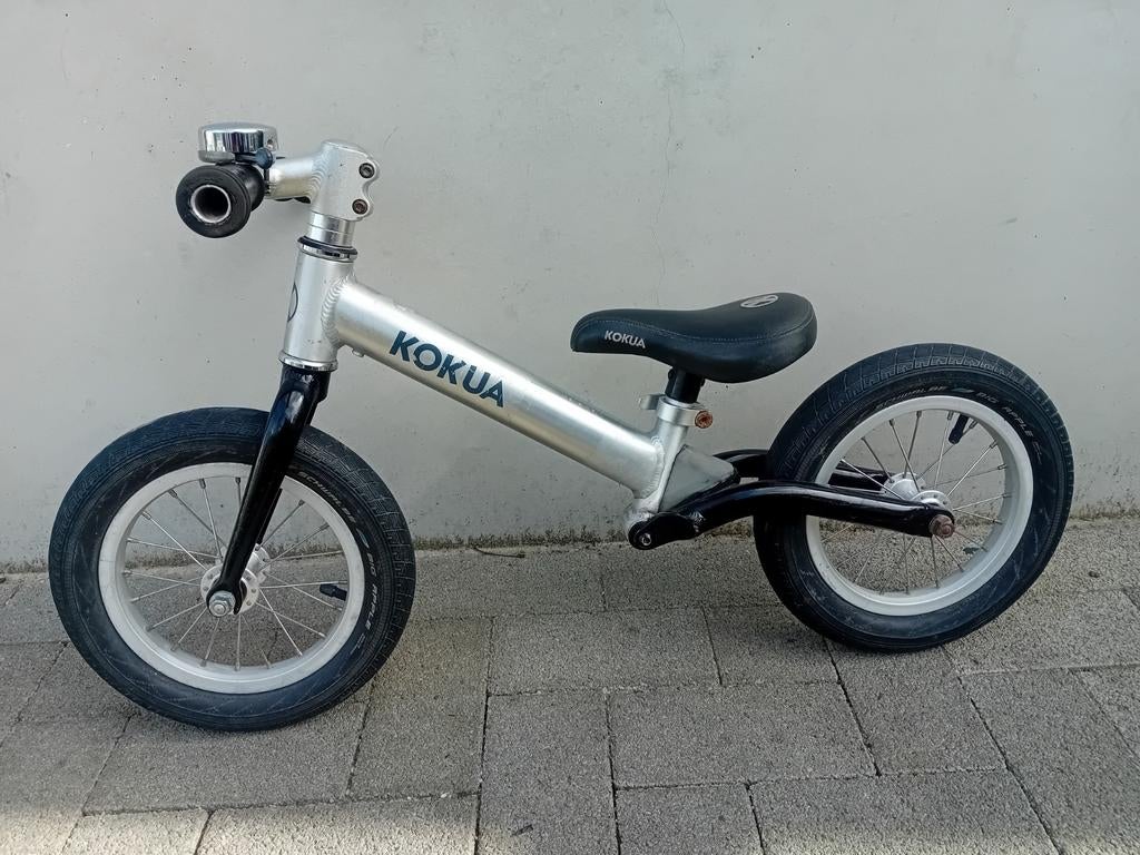 Loopfiets Kokua alu 12inch NIEUWPRIJS 225€, Kinderen en Baby's, Speelgoed | Buiten | Voertuigen en Loopfietsen, Gebruikt, Loopfiets
