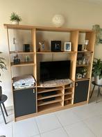 Tv kast met grijze deuren, Huis en Inrichting, Kasten |Televisiemeubels, Ophalen, Gebruikt, 150 tot 200 cm, Modern