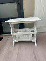 Boeken/side table, Ophalen, Zo goed als nieuw