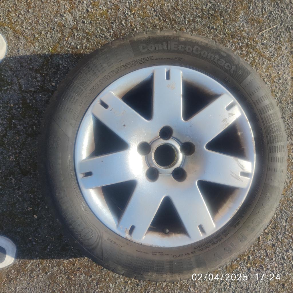 A vendre 4 jantes alu AUDI plus pneus été, 16 pouces, Véhicule de tourisme, Pneus été, 205 mm