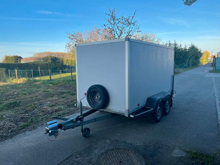 Power trailer gesloten aanhangwagen MTM 1500kg, Auto diversen, Aanhangers en Bagagewagens, Zo goed als nieuw, Ophalen