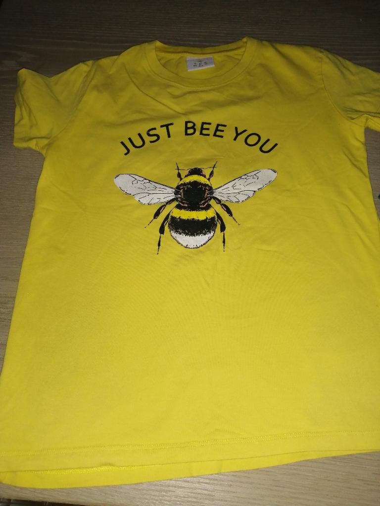 THE NEW geel t shirt maat 146 - 152, Kinderen en Baby's, Kinderkleding | Maat 146, Meisje, Ophalen of Verzenden, Zo goed als nieuw