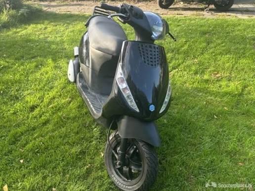Zip A klasse project gezocht, Fietsen en Brommers, Scooters | Piaggio, Gebruikt, Zip, Klasse A (25 km/u), Ophalen