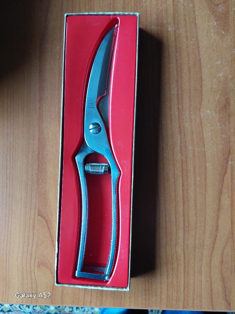 cisaille à volaille en acier inox avec ressort intérieur, Maison & Meubles, Cuisine | Couverts, Comme neuf, Couverts en vrac, Inox ou Chrome