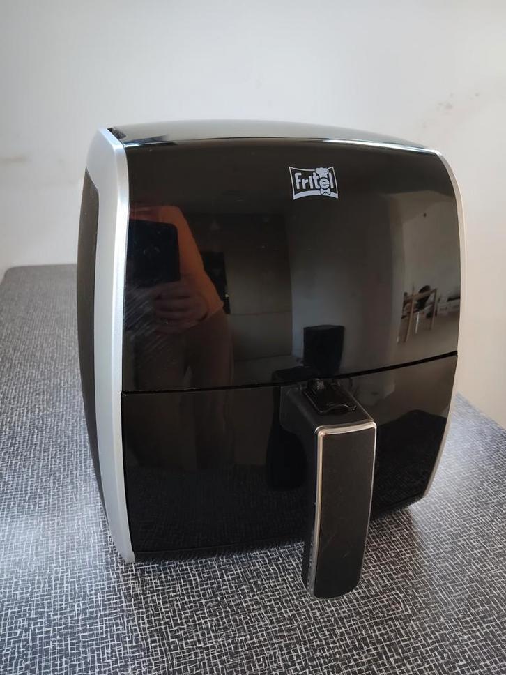 Fritel airfryer Snacktastic 5804 zwart 1450W, Electroménager, Friteuses à air, Enlèvement