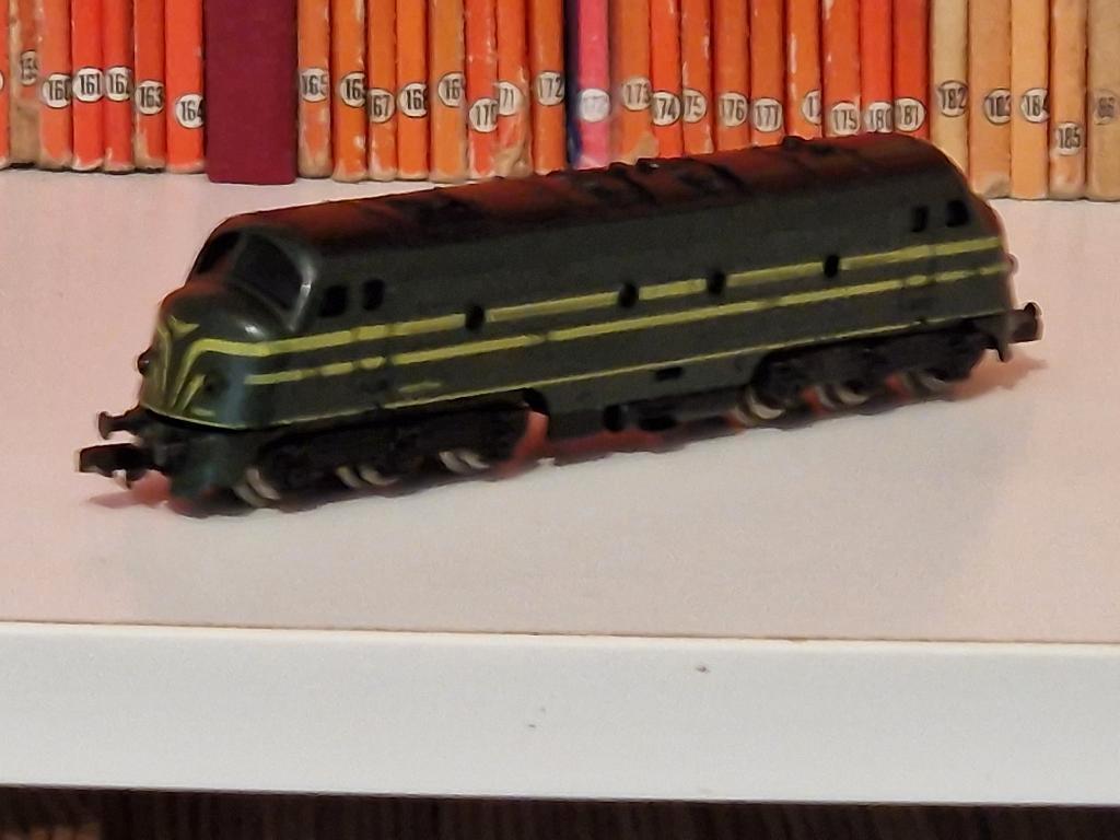 Minitrix N Loco SNCB Diesel, Hobby en Vrije tijd, Gebruikt, Locomotief, Trix, Ophalen of Verzenden