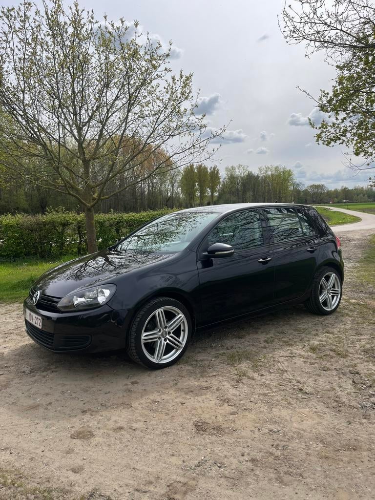 Vw golf 6 benzine, Auto's, Volkswagen, Particulier, Golf, Benzine, Euro 5, 5 deurs, Handgeschakeld, Zwart, Zwart, Ophalen