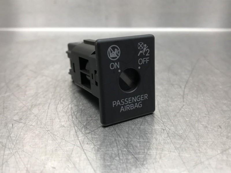 VEROUILLAGE AIRBAG Mazda 6 SportBreak (GJ / GH / GL), Utilisé, Mazda