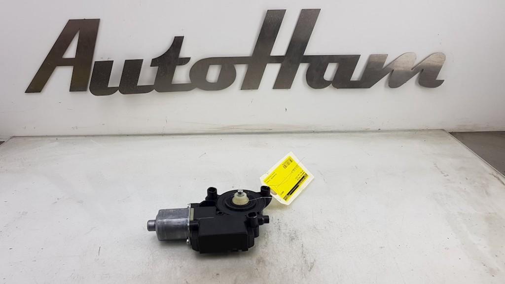 MOTEUR LEVE VITRE ELECTRIQUE Volkswagen Polo V (6R), Robert Bosch AG, Volkswagen, Utilisé, Robert-Bosch-Allee 1
74232  Abstatt, DE