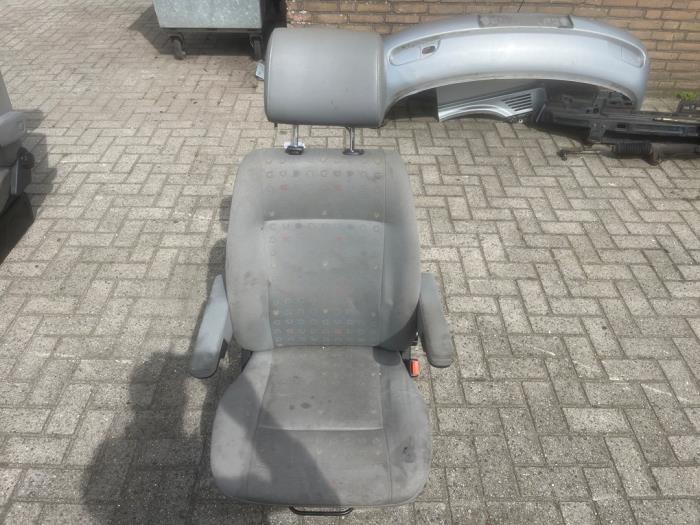 Stoel rechts van een Volkswagen Transporter, Auto-onderdelen, Gebruikt, -, Volkswagen, -