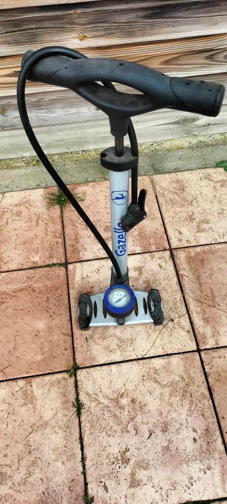 Fietspomp, Vélos & Vélomoteurs, Accessoires vélo | Pompes à vélo, Enlèvement, Manomètre