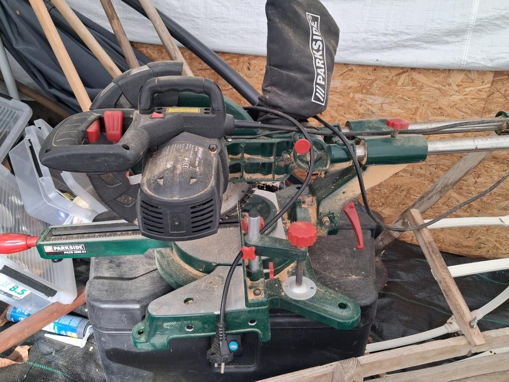 Scie à tronçonner Parkside, Enlèvement, Scie à onglet