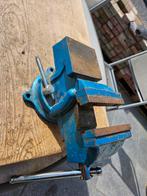 Étaux en fer forgé pivotant