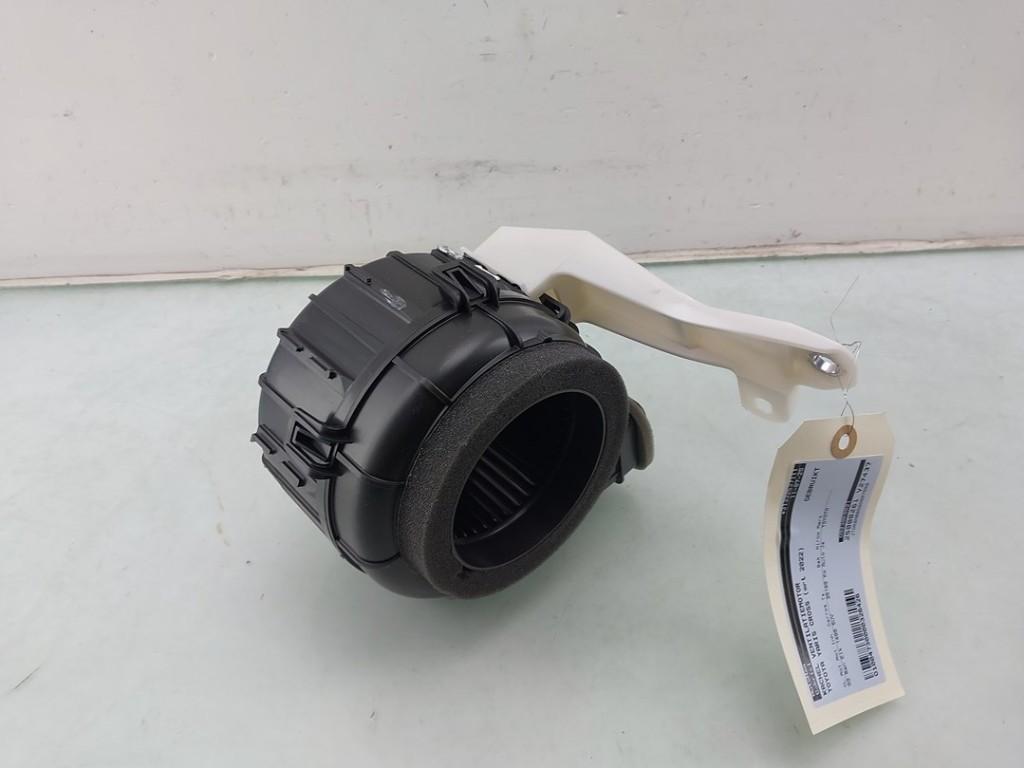 DIVERS Toyota Yaris Cross (PB1 / PJ1) (|G9230K0021|), Dhr. J. Ham, Administratie@autoham.nl, Toyota, Utilisé