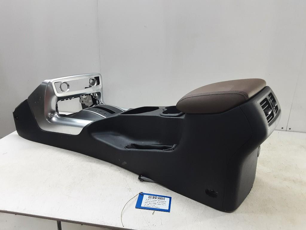 CONSOLE CENTRALE Mercedes-Benz X (470) (01-2017/05-2020), Autos : Pièces & Accessoires, Mercedes-Benz, Mevr. I. Hauben, Utilisé
