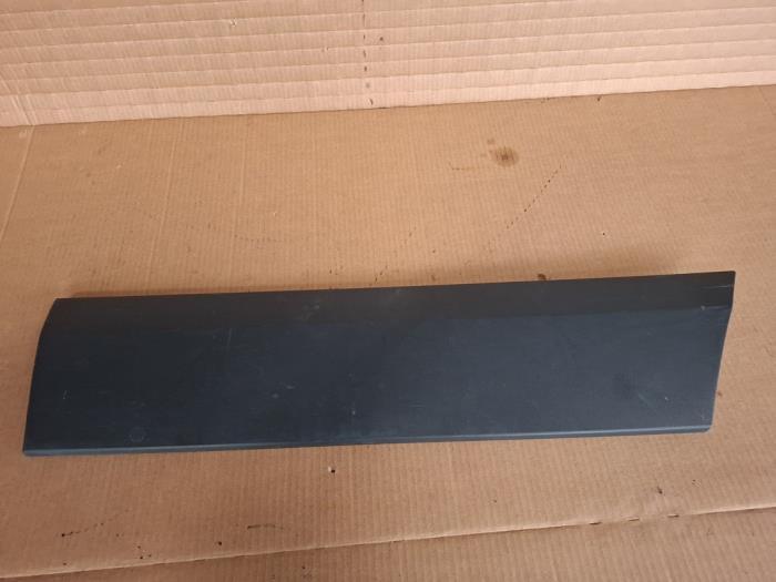 Bande décorative d'un Volkswagen Crafter, Volkswagen, -, 3 mois de garantie, Utilisé