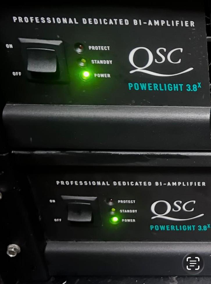 Amplificateur de puissance QSC PowerLight 3.8X à 2 canaux, TV, Hi-fi & Vidéo, Amplificateurs & Ampli-syntoniseurs, Utilisé, 120 watts ou plus