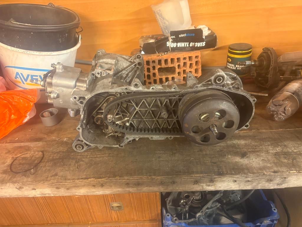 Runner m08 ddg blok, Vélos & Vélomoteurs, Pièces de cyclomoteur | Puch, Enlèvement ou Envoi, Comme neuf, Bloc