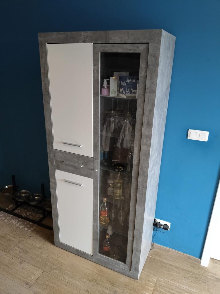 Tv meubel, hoge kast, Ophalen