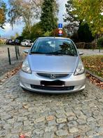 Honda jazz automatique 93000 klm, Auto's, Automaat, Zwart, 4 cilinders, Overige bekleding