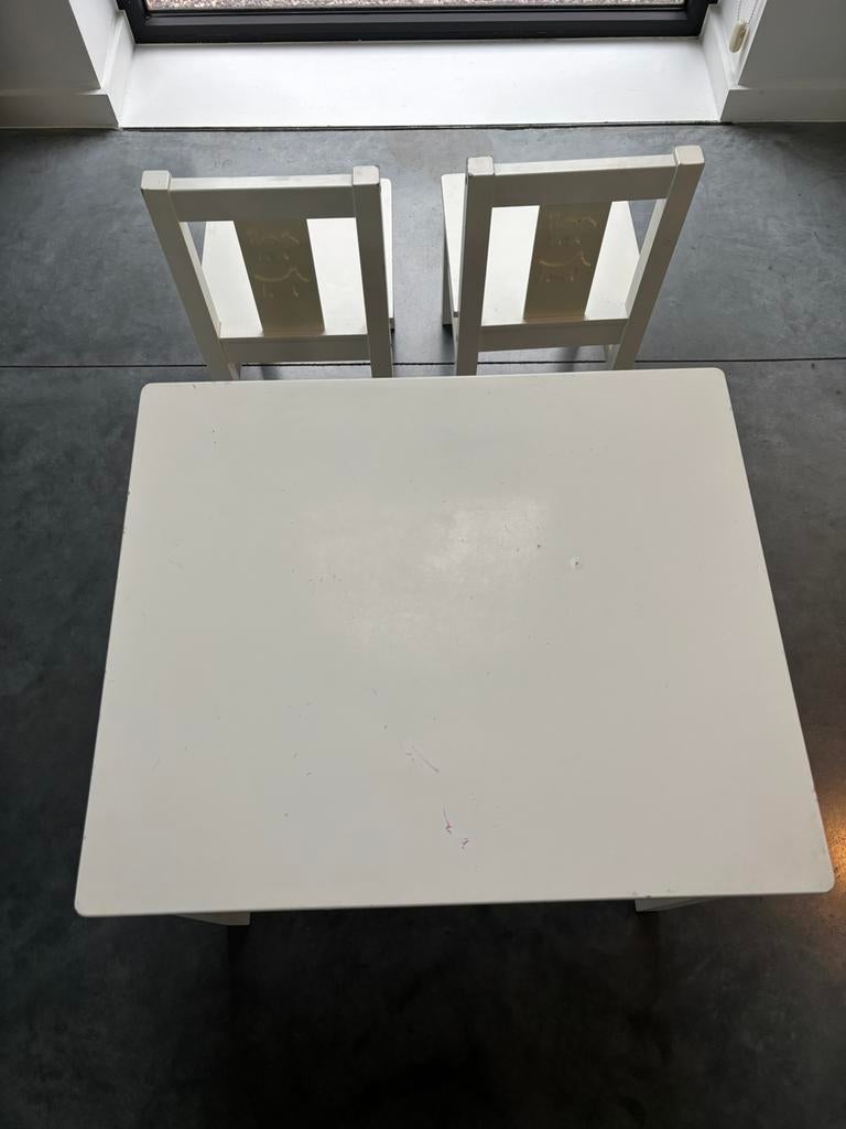 Ikea tafeltje met stoeltjes, Kinderen en Baby's, Ophalen, Gebruikt