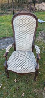 Luikse stoel, Ophalen