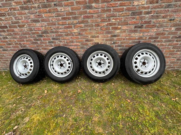 5x108 stalen velgen, Auto-onderdelen, Banden en Velgen, Band(en), Zomerbanden, 16 inch, 215 mm, Bestelwagen, Gebruikt, Ophalen