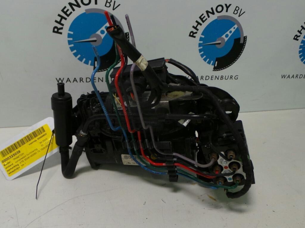 VOLKSWAGEN PHAETON COMPRESSOR LUCHTVERING 2005, Ophalen of Verzenden, Gebruikt, Stiba lid