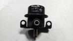 Brandstof druk regelaar 3.0 bar BMW 3 / 5 / 6 / 7 serie E30, -, Origine de la pièce connue, Utilisé, -