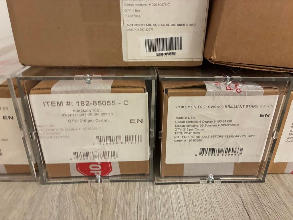 Lost origin sealed booster box case, Ophalen, Zo goed als nieuw, Booster