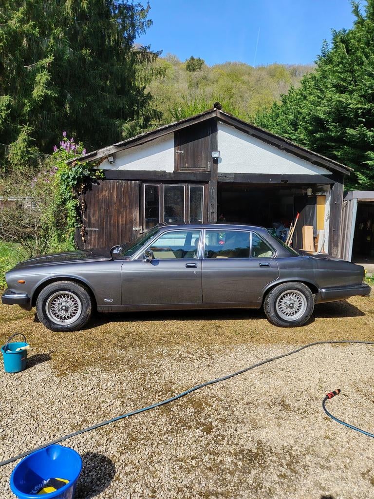 Jaguar XJ6, 4 deurs, 4200 cc, Leder, Particulier