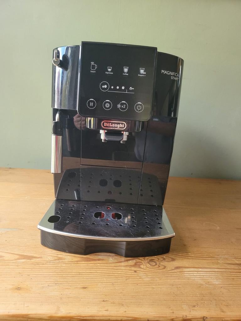 Machine à café DeLonghi Magnifica start, Electroménager, Cafetières, Enlèvement, Café moulu