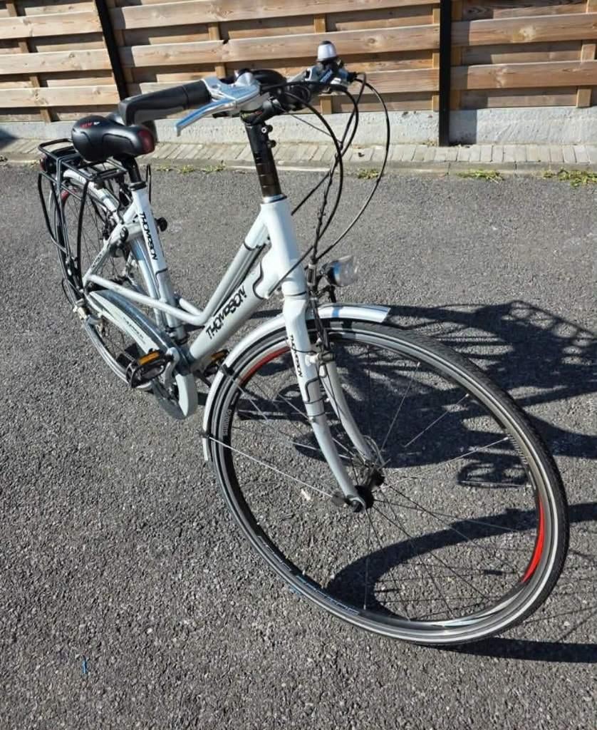 VELO FEMME, Vélos & Vélomoteurs, Autres marques, Vitesses, Frein sur jante, Comme neuf