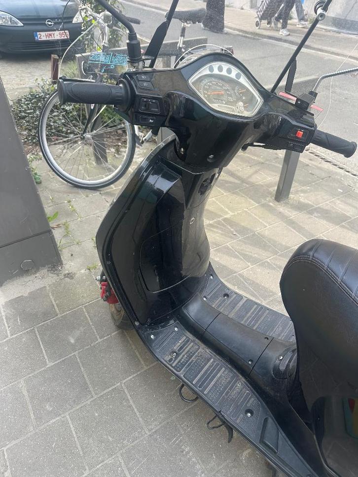 Scooter, Vélos & Vélomoteurs, Scooters | Marques Autre, Comme neuf, Classe A (25 km/h), Essence, Enlèvement
