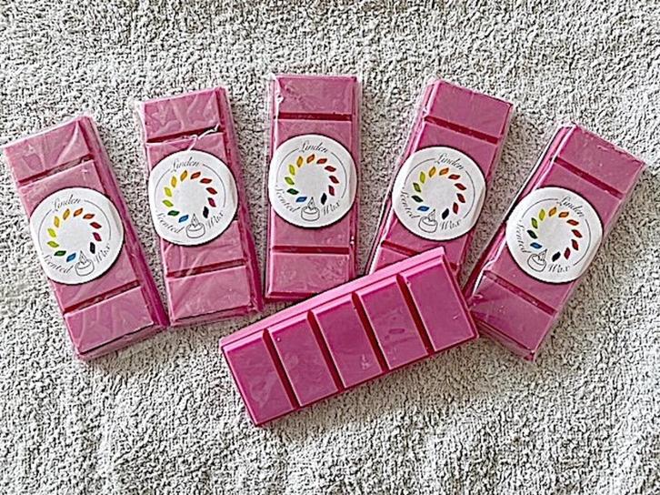 Parfum à la cire fondue Snapbars Snapbar LA VIE EST BELLE, Maison & Meubles, Accessoires pour la Maison | Bougeoirs & Bougies