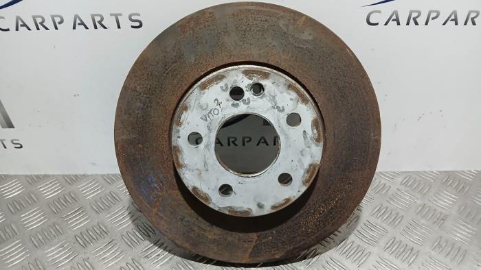 Remschijf voor van een Mercedes Vito, Auto-onderdelen, Gebruikt, -, Ophalen of Verzenden, -